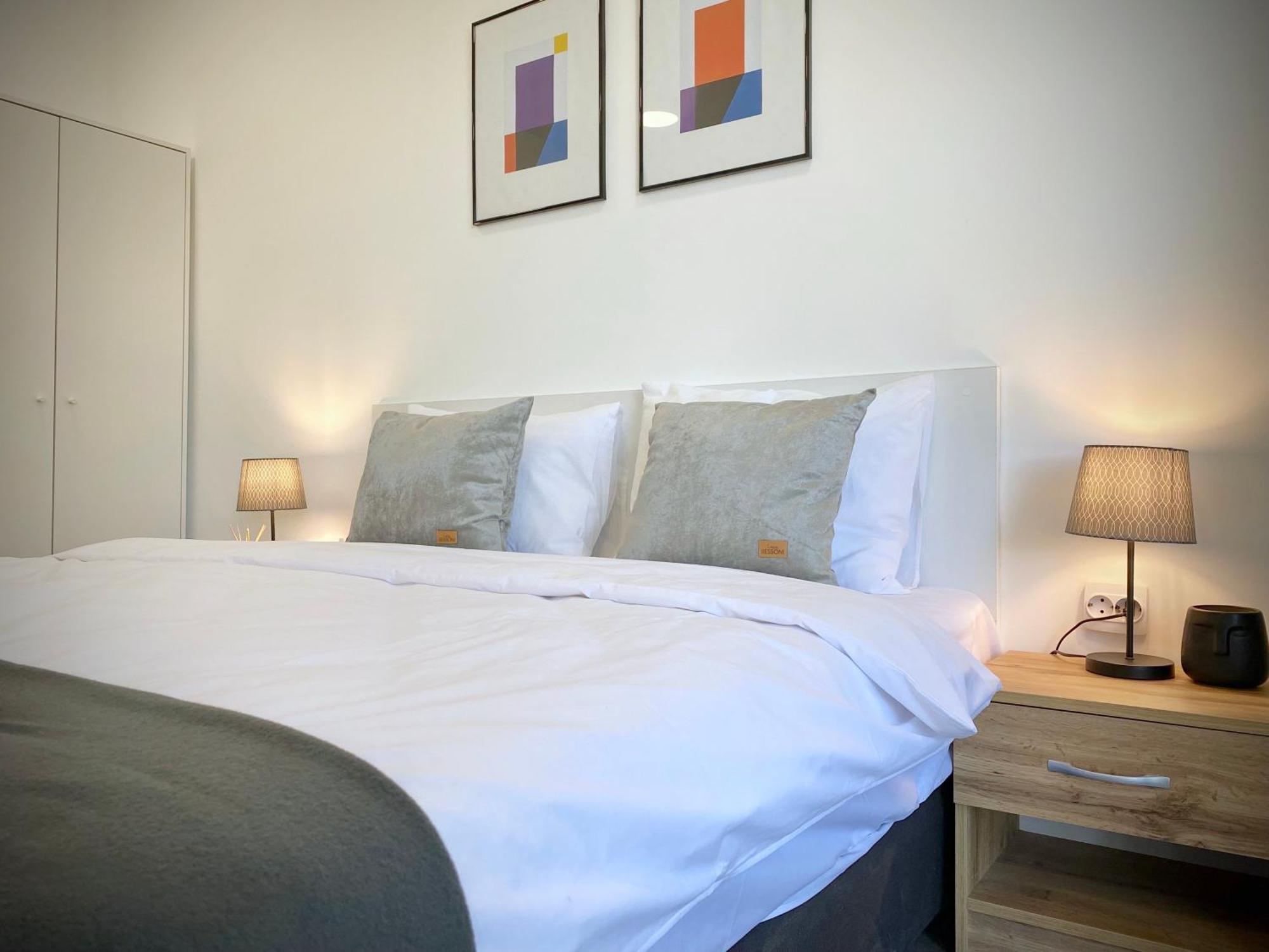 סטרה זגורה Hello Studios Budget Stays Free Parking & Wifi מראה חיצוני תמונה