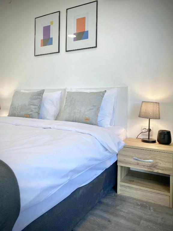 סטרה זגורה Hello Studios Budget Stays Free Parking & Wifi מראה חיצוני תמונה